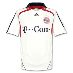 Uniforme 2 do Bayern Mnchen - Temporada 2007/2008