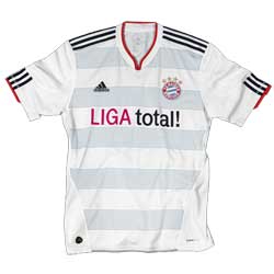 Uniforme 2 do Bayern Mnchen - Temporada 2011/2012