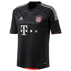 Uniforme 3 do Bayern Mnchen - Temporada 2012/2013