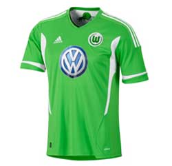 Uniforme 1 do VfL Wolfsburg - Temporada 2011/2012