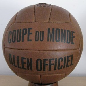 Allen - Bola Oficial da Copa do Mundo de 1938 na Frana