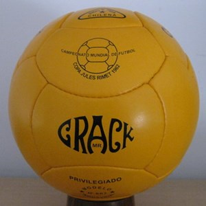 Crack - Bola Oficial da Copa do Mundo de 1962 no Chile