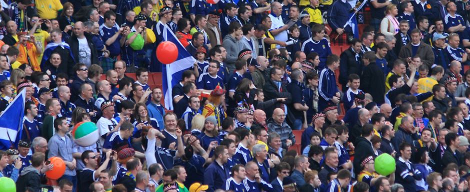 Torcedores escoceses dutante uma partida contra a Seleo Brasileira em 2011 - Foto: Ronnie Macdonald