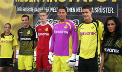 Uniforme 1 do Borussia Dortmund - Temporada 2009/2010